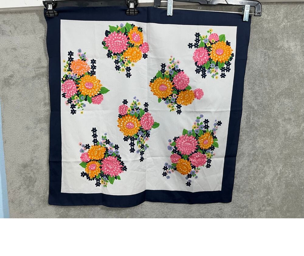 VTG 1970s Floral Retro MCM Scarf Pink Orange Chrysanthemum 26x27